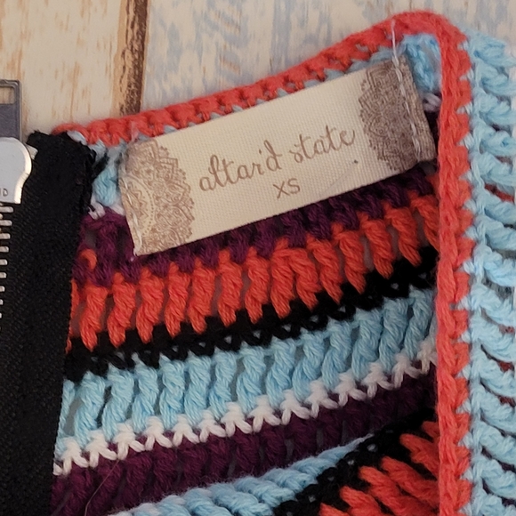 Altar'd State Crochet Multi-colored Lzip Back Crop Top XS - Picture 5 of 5